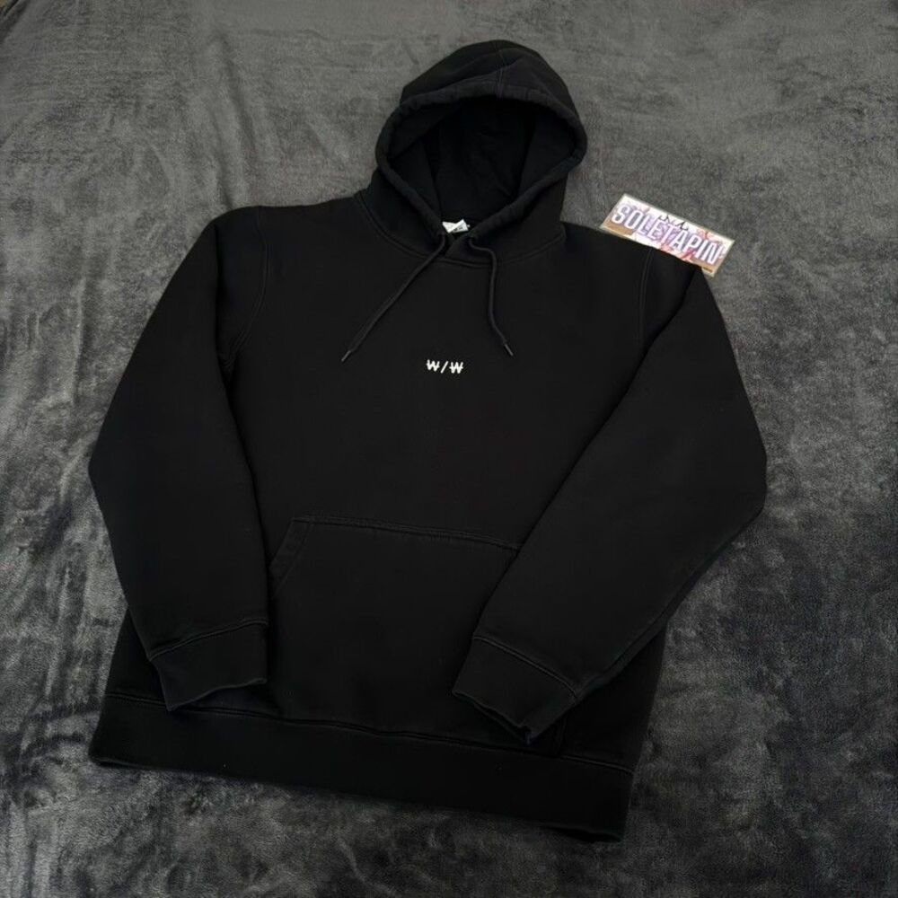 The ANTI Brand Korea Won of Won W/W 1/1 Black Hoodie Sweatshirt Size Medium KPOP